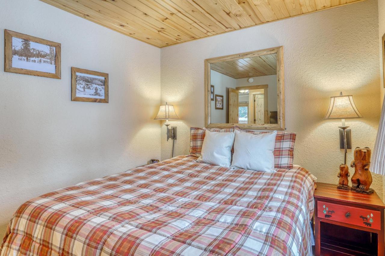 Snowpeak Chalet In Tahoe Donner Тракі Екстер'єр фото